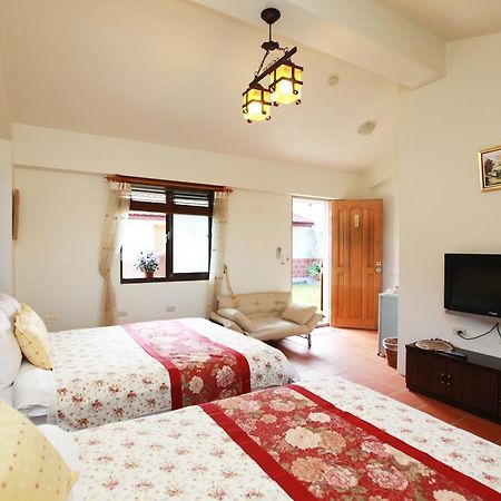 Free House B&B Szuao Kültér fotó