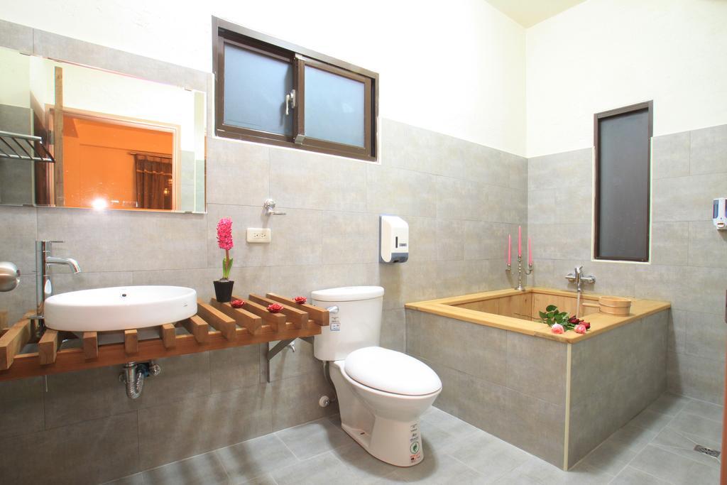 Free House B&B Szuao Kültér fotó