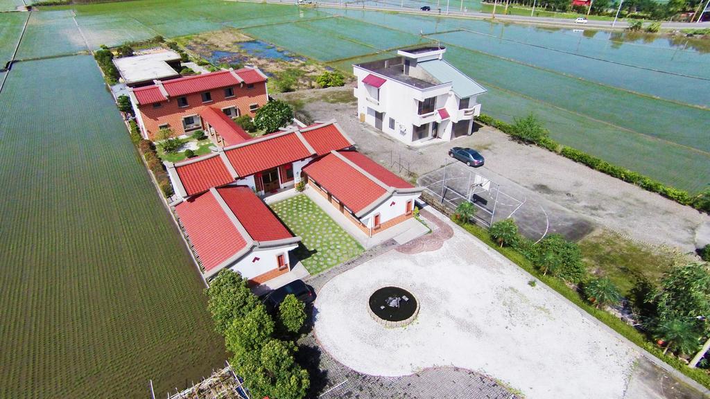 Free House B&B Szuao Kültér fotó